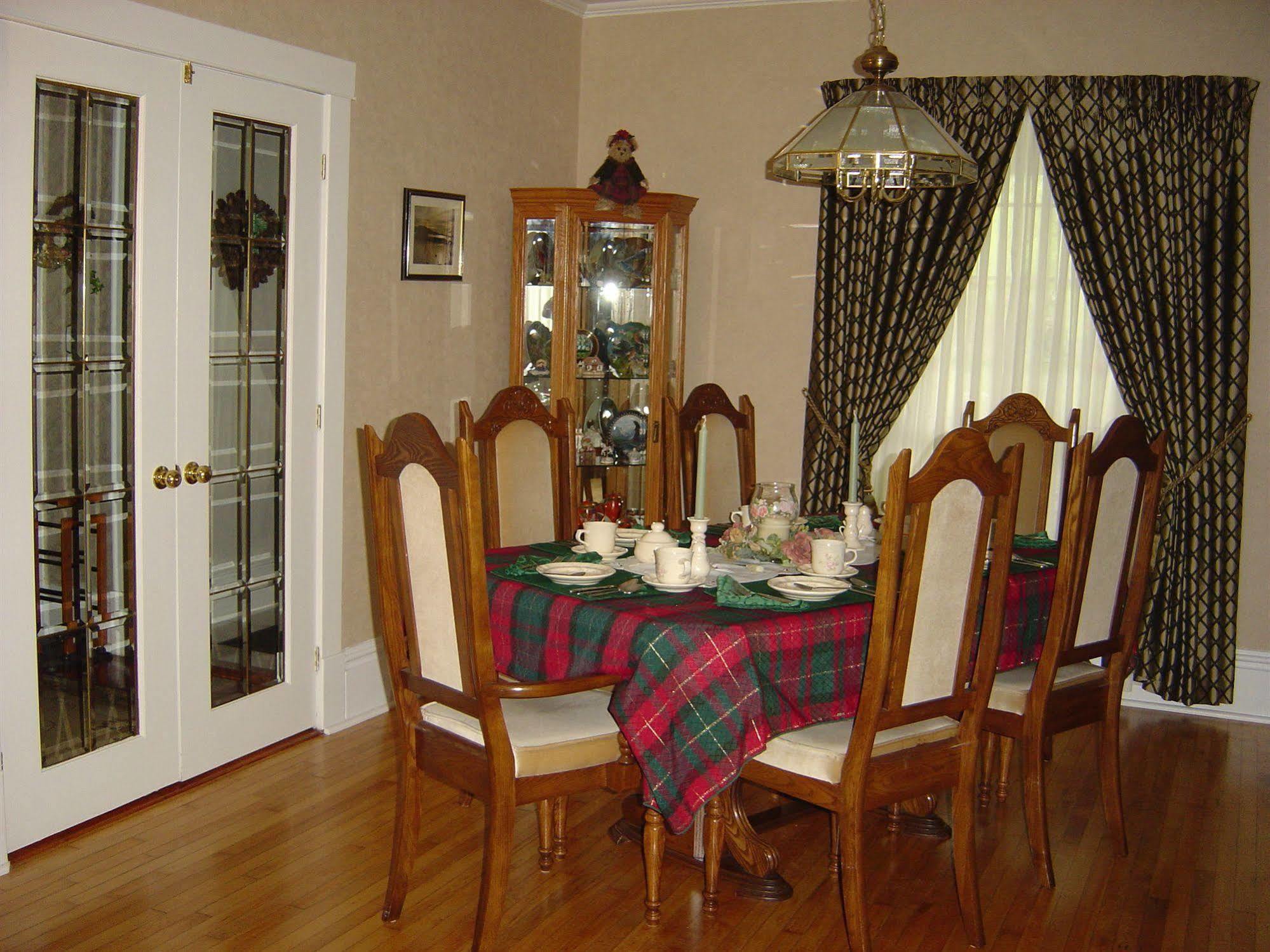 Strathaird Bed And Breakfast Niagara Falls Exteriör bild