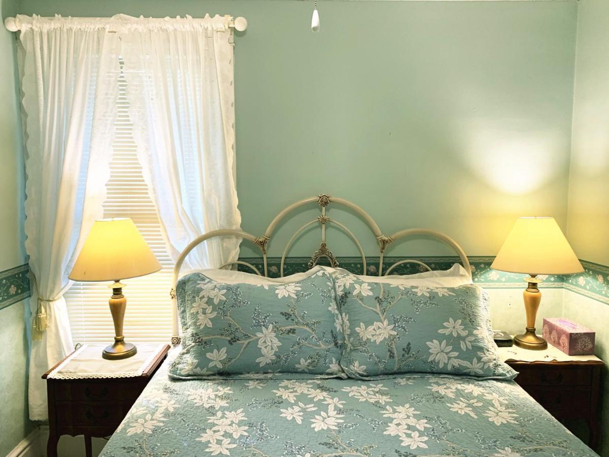 Strathaird Bed And Breakfast Niagara Falls Exteriör bild